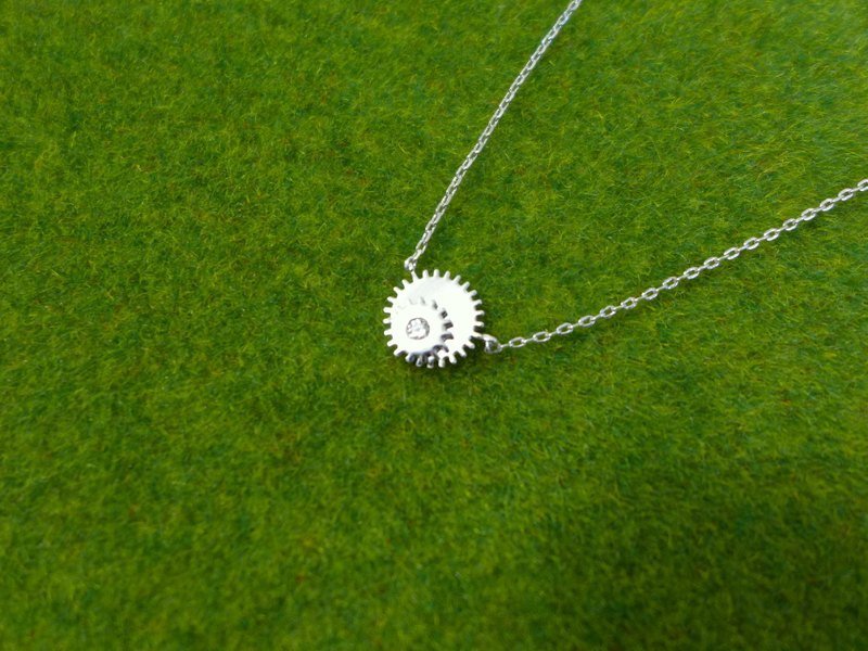 【N.U. Studio】转转转小齿轮 颈炼 锁骨练 短项炼 - 项链 - 其他金属 