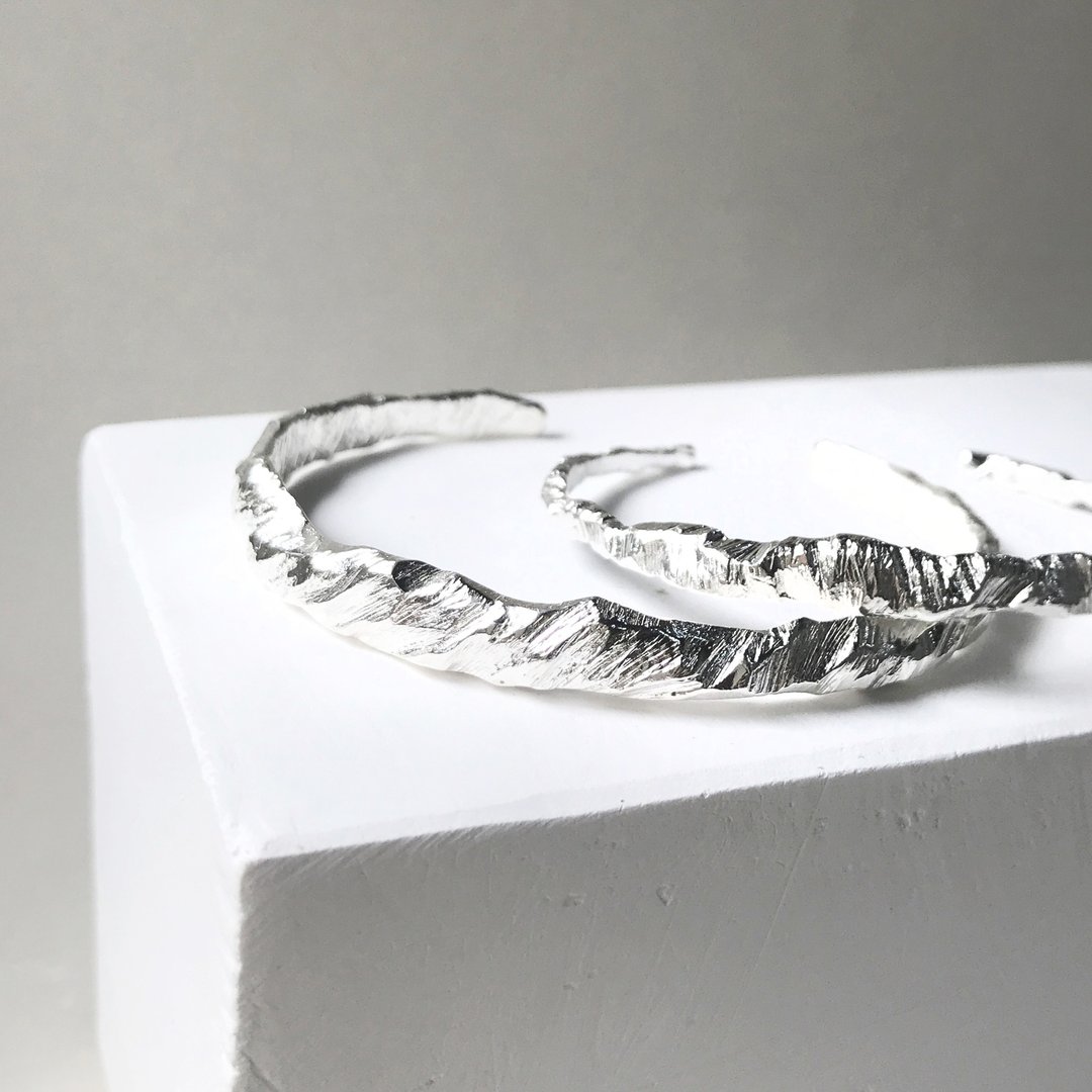 山峦手环 Mountain Bangle 情侣手环 925纯银 - 手链/手环 - 其他金属 银色