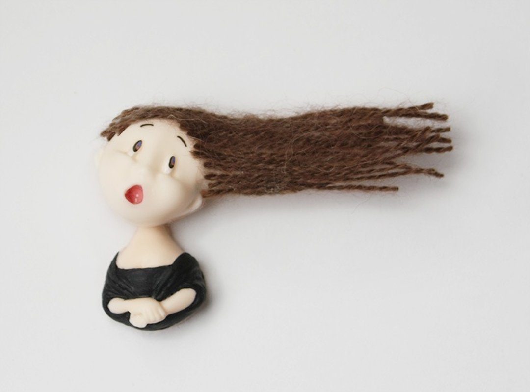 the gust girl  masterpiece ver -Mona Lisa - 胸针 - 塑料 咖啡色