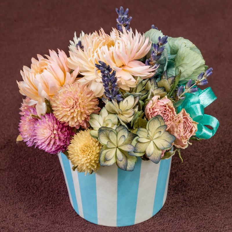 Kinki手作 万圣缤纷糖果蛋糕花 甜点花 盆栽 小盆花 - 植栽/盆栽 - 植物．花 