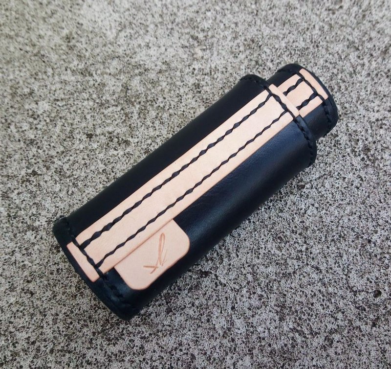 把握Ill-黑色专利圆筒零钱包(无勾扣) - 零钱包 - 真皮 黑色