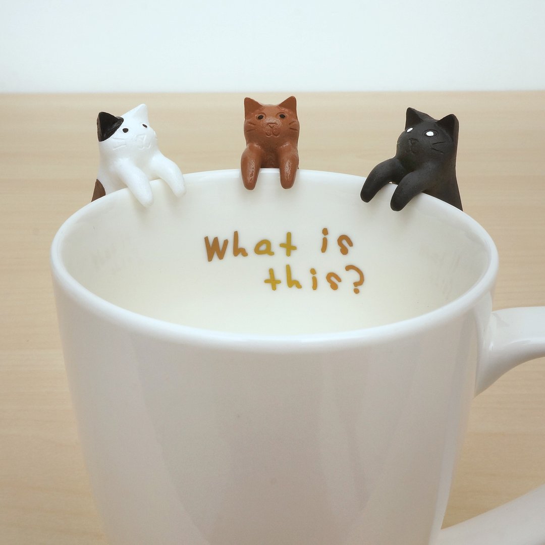 杯缘猫筷架-黑猫 杯缘子 疗愈感满满 治愈小物 日本设计制作 家饰 摆饰 礼物好选择 - 筷子/筷架 - 塑料 黑色