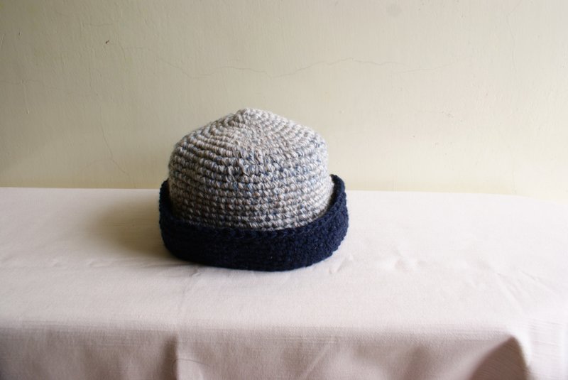 灰白与蓝小圆帽 - 帽子 - 其他材质 蓝色