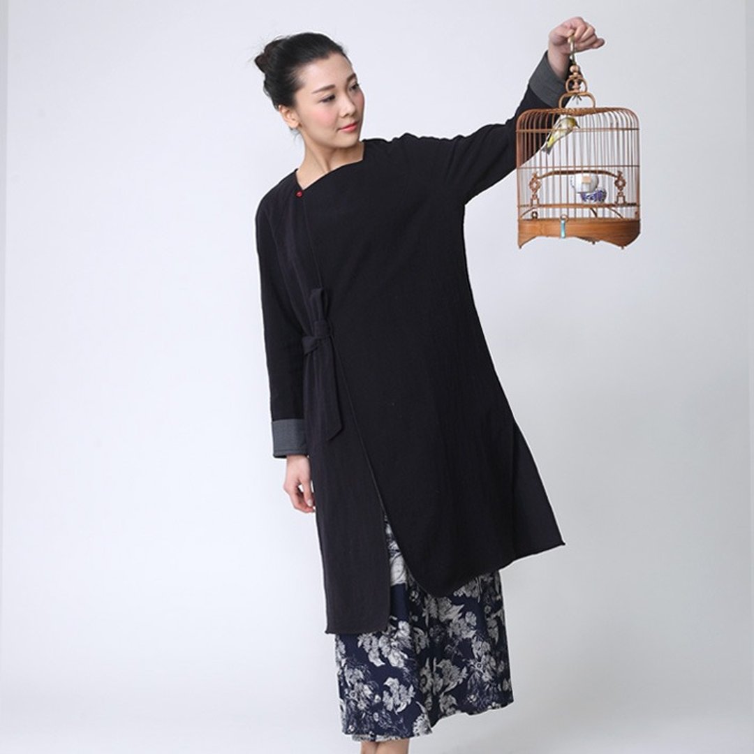 不服 中式棉麻和風拼色长袍子   深藍  O150106 - 女装休闲/机能外套 - 棉 蓝色