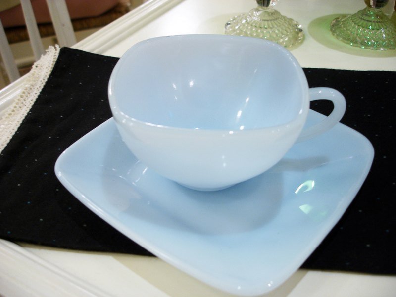 Fire King Azur-ite Charm 系列，粉蓝方形咖啡杯 - 咖啡杯/马克杯 - 其他材质 