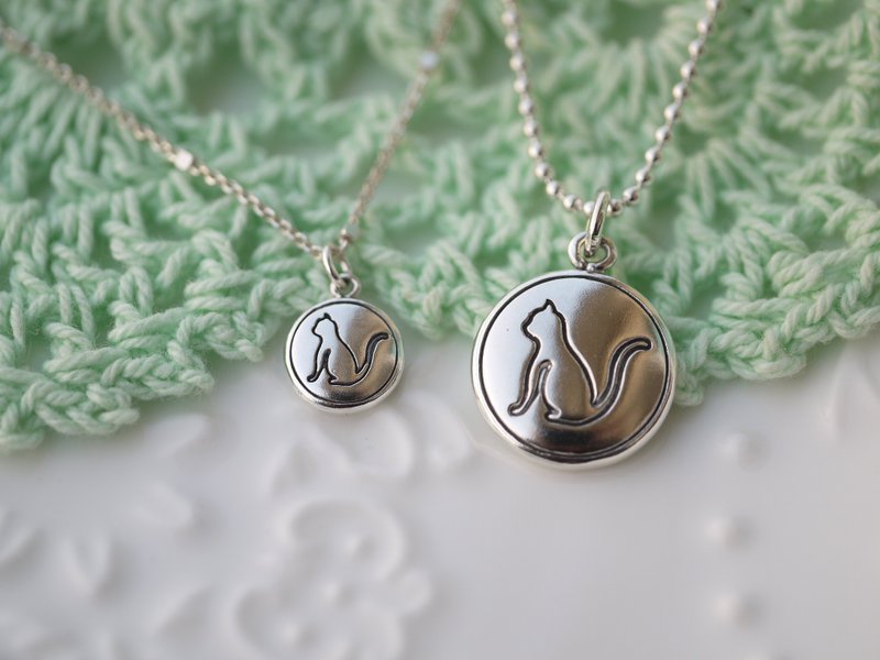 手工925纯银【猫咪剪影吊牌】小 - 锁骨项链 - 项链 - 纯银 银色