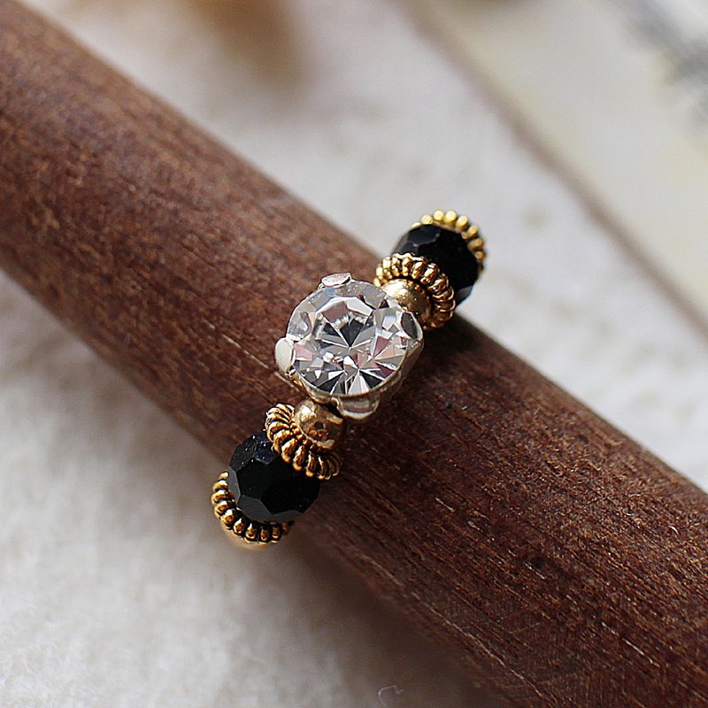 EF黄铜戒指流金岁月NO.79白色大水钻黑 - 戒指 - 其他材质 金色