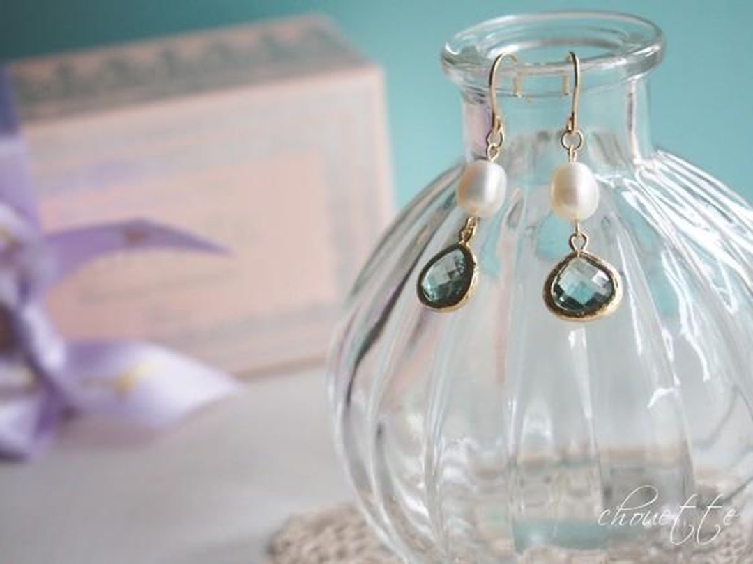 Cut glass Freshwater Pearl Earrings (Green Amethyst) - 耳环/耳夹 - 其他金属 