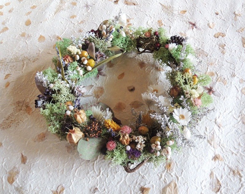 微甜·圈 手作 冬季 森林里的小花园 小绿地的野花 花圈 干燥花圈 大花圈 - 墙贴/壁贴 - 其他材质 绿色