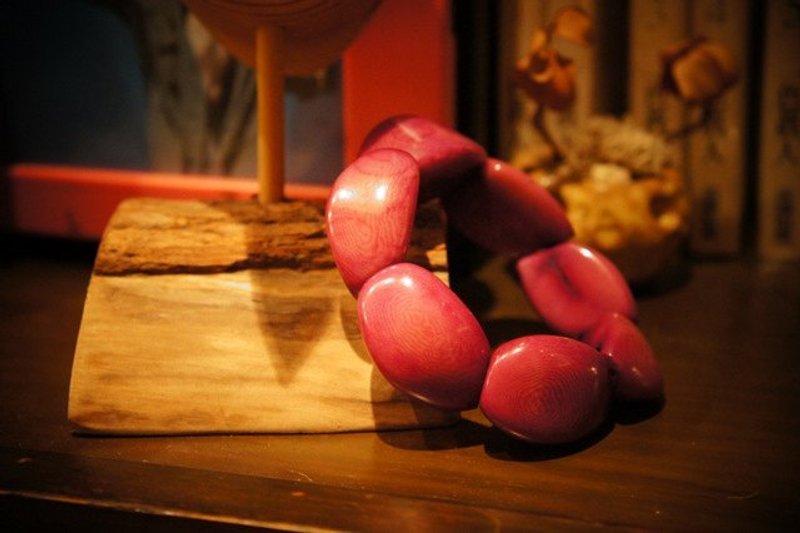 Vista[见闻]，南美洲，Tagua象牙果手环 - 菱角型， 紫 - 手链/手环 - 植物．花 紫色