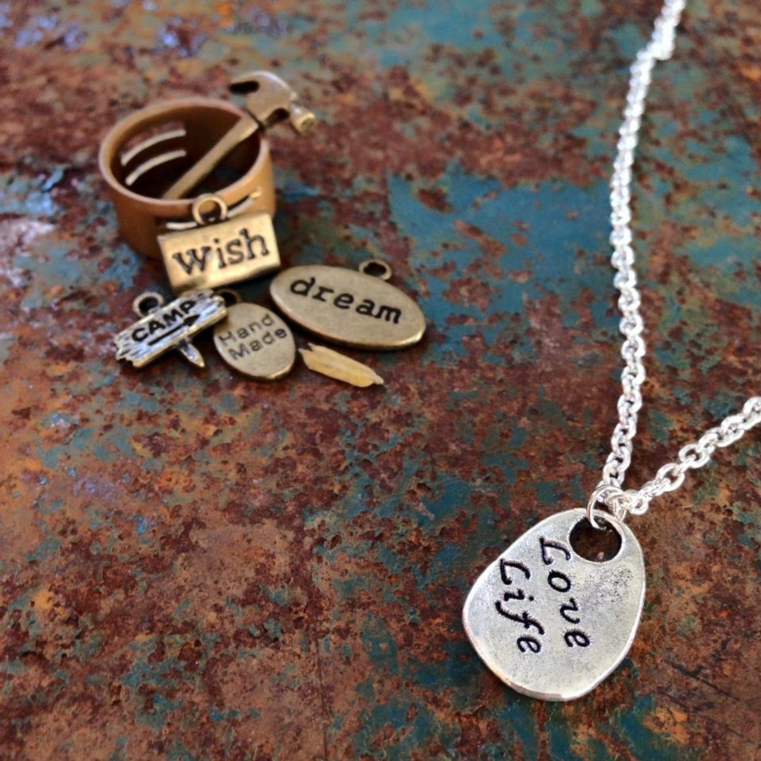 【Story Necklace 故事项链】LOVE LIFE 狂爱你的生活 - 项链 - 其他金属 