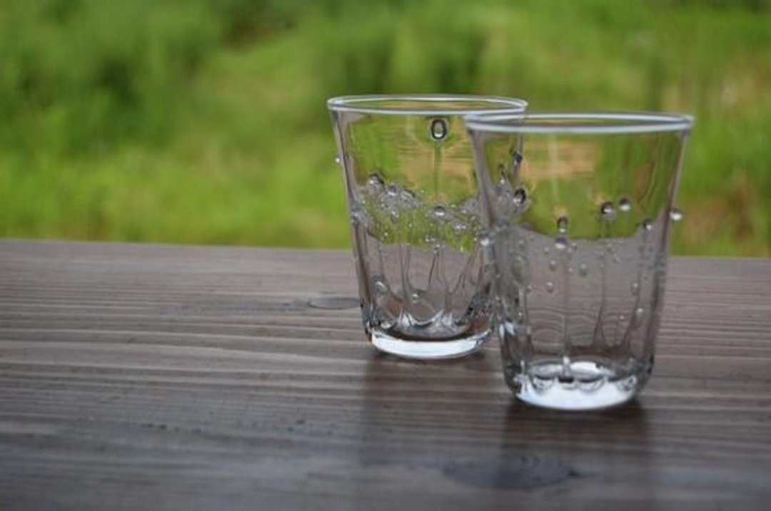 Glass of drops clear - 玻璃杯 - 玻璃 透明