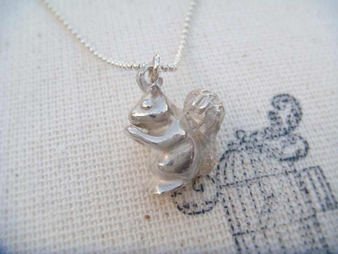 Squirrel Necklace - 项链 - 其他金属 
