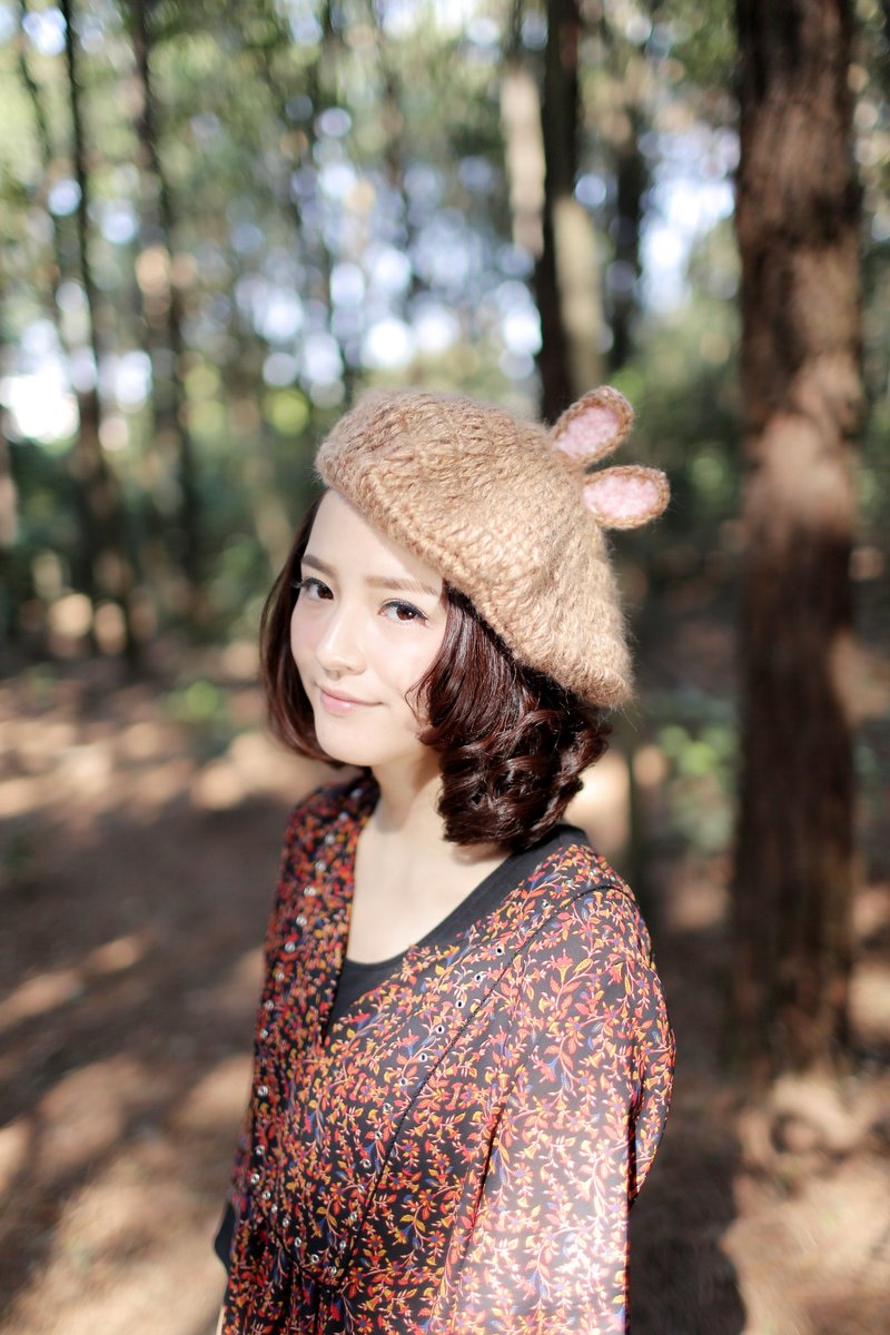 MR.STORE 手工制作 毛线帽 樱花奶茶小耳朵贝雷帽 - 帽子 - 其他材质 咖啡色