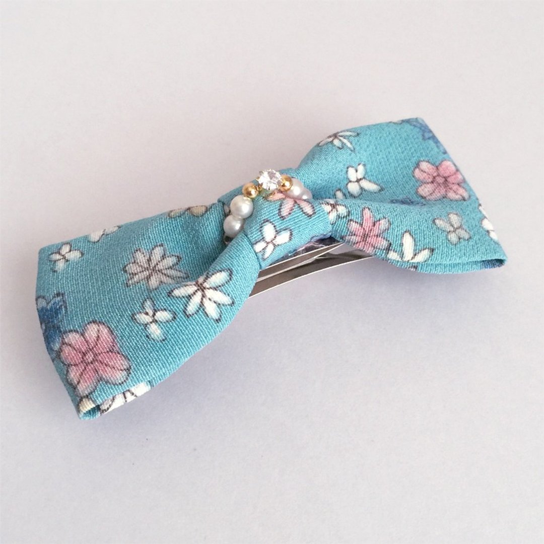 Ribbon Barrette with Japanese traditional pattern, Kimono [Pure Silk] - 发饰 - 其他材质 蓝色