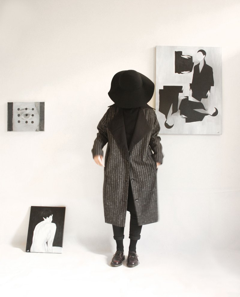 爱德华风貌大衣(直条纹） - 女装休闲/机能外套 - 其他材质 黑色