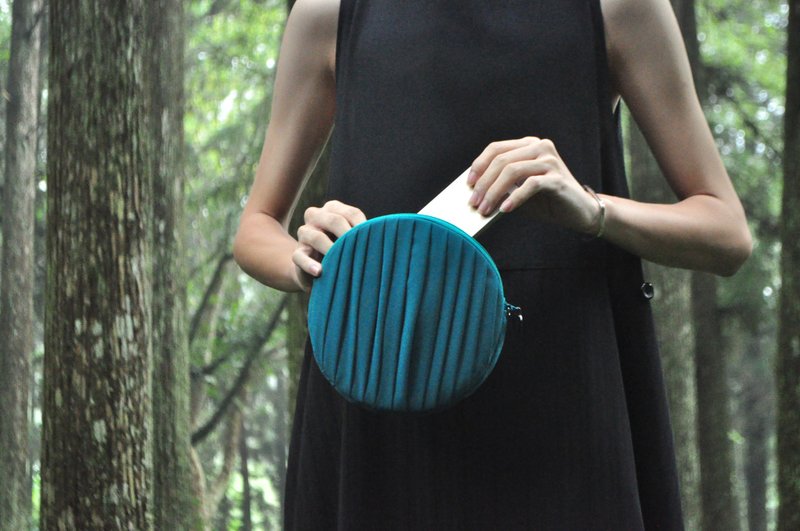 南庭系列包/小圆包(共3色)。肩背包。斜背包。手拿包 - 侧背包/斜挎包 - 其他材质 红色