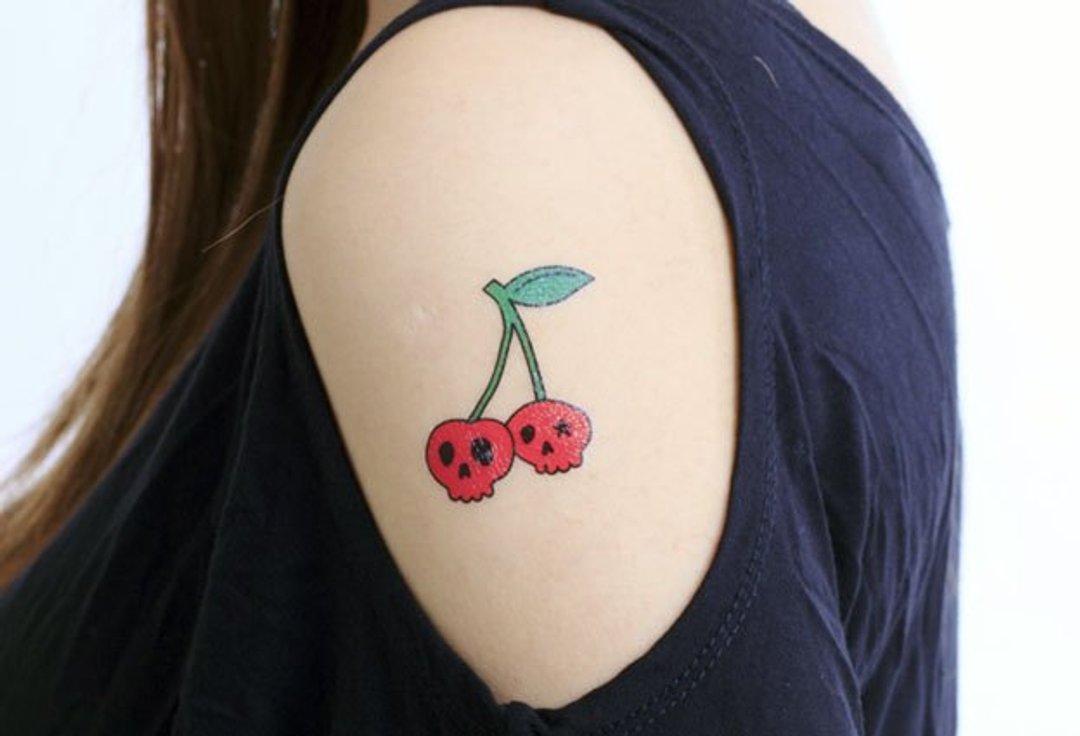 Surprise Tattoos / 骷髅樱桃 刺青 纹身贴纸 - 纹身贴 - 纸 红色