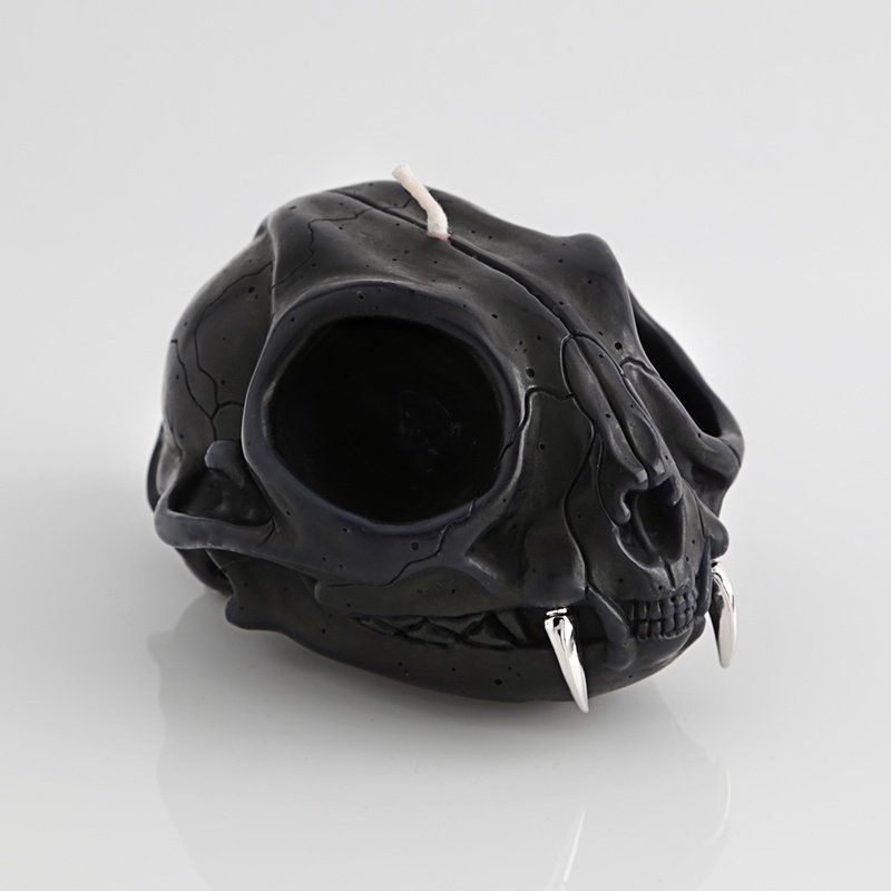 Brainfart55 x Recovery Bobcat skull Candle 山猫头骨蜡烛-白 - 蜡烛/烛台 - 蜡 黑色