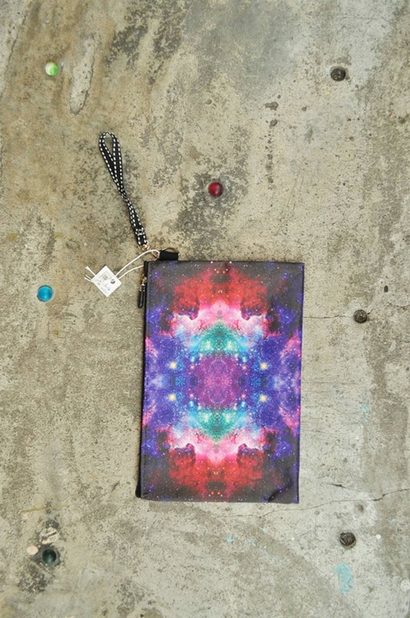 他让我感觉在宇宙．手拿收纳包 - 其他 - 其他材质 多色