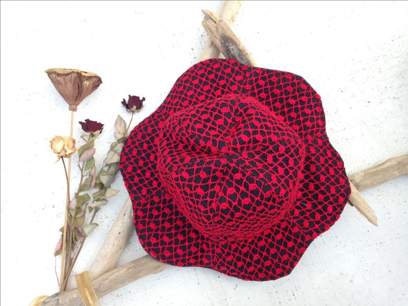 【Qucky】红舞鞋／硬挺伞状花朵帽 - 帽子 - 其他材质 红色