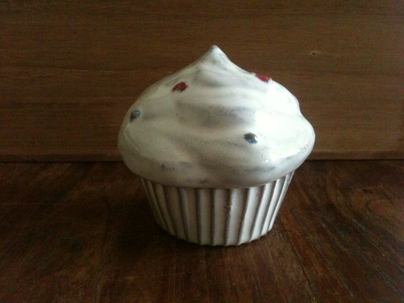 Yarnnkarn手工瓷器系列/ 杯子蛋糕 I II III - 植栽/盆栽 - 其他材质 白色