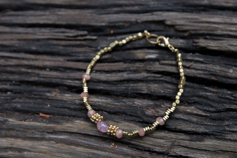 人际关系爱情 ∣ 草莓晶 月光石 助业绩 事业运 手链 - 手链/手环 - 宝石 粉红色