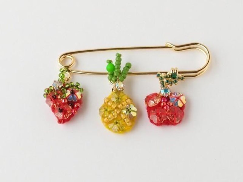 Bejipin fruit basket - 胸针 - 其他材质 多色