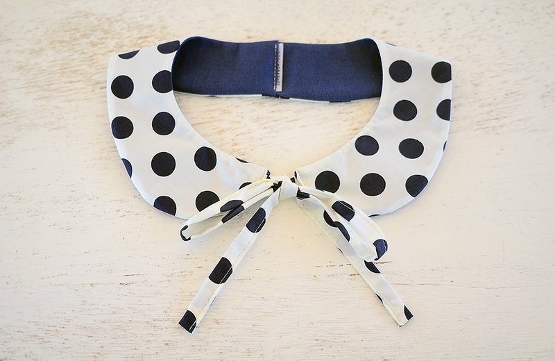 领子。双面用。大水玉 - 领带/领带夹 - 其他材质 白色