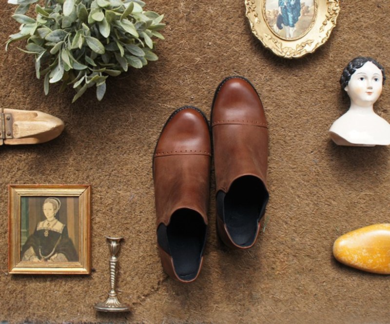 棕色拼接短靴(预购) - 女款休闲鞋 - 真皮 