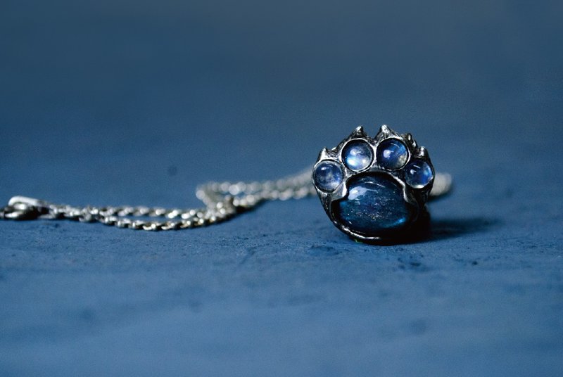 ▽ -Cats Palm Necklace-▽化骨猫掌肉球项链-女款 - 项链 - 其他金属 蓝色