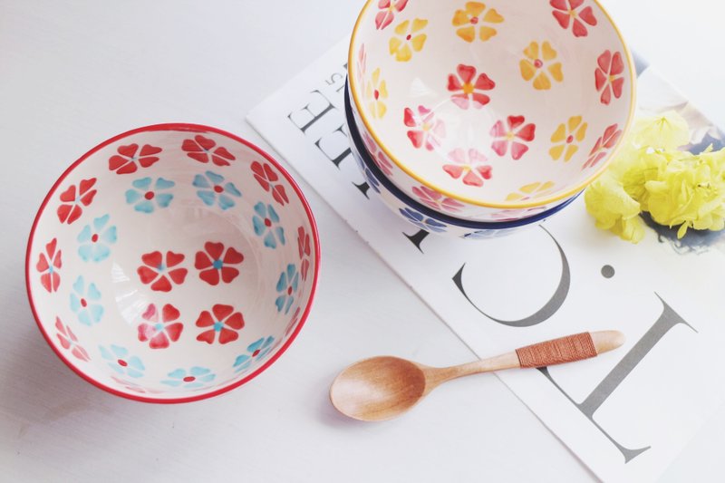 ✄ 生活道具 ｜和风手绘缤纷花碗 对碗 花瓣一家三口 - 碗 - 其他材质 红色