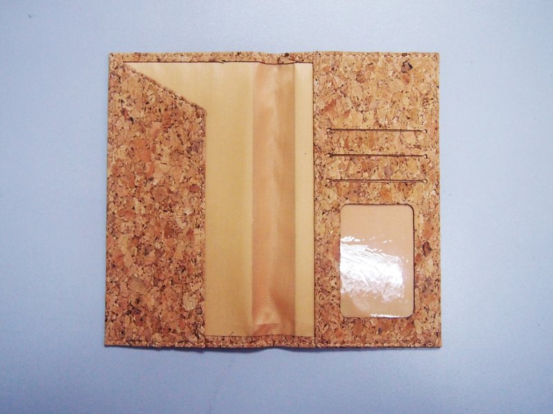 凡购买任何产品，满NT$400，即可以 NT$1 换购水松护照套（原价NT$298)（数量有限，换完即止) - 笔记本/手帐 - 植物．花 咖啡色