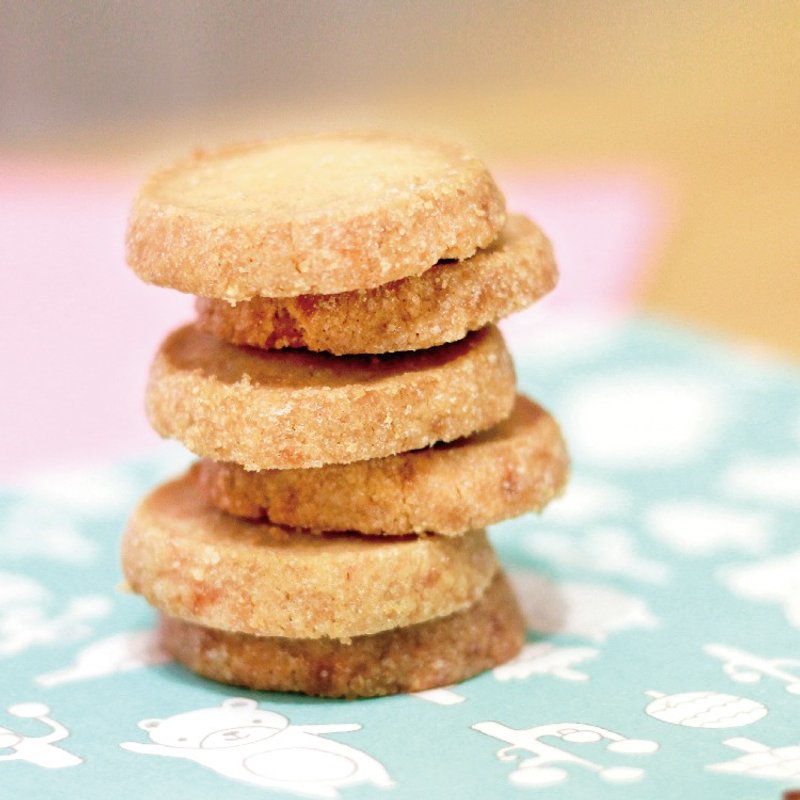 香草钻石酥饼  圆圆的外表 周围裹着砂糖 闻起来淡淡香草香 - 手工饼干 - 新鲜食材 咖啡色