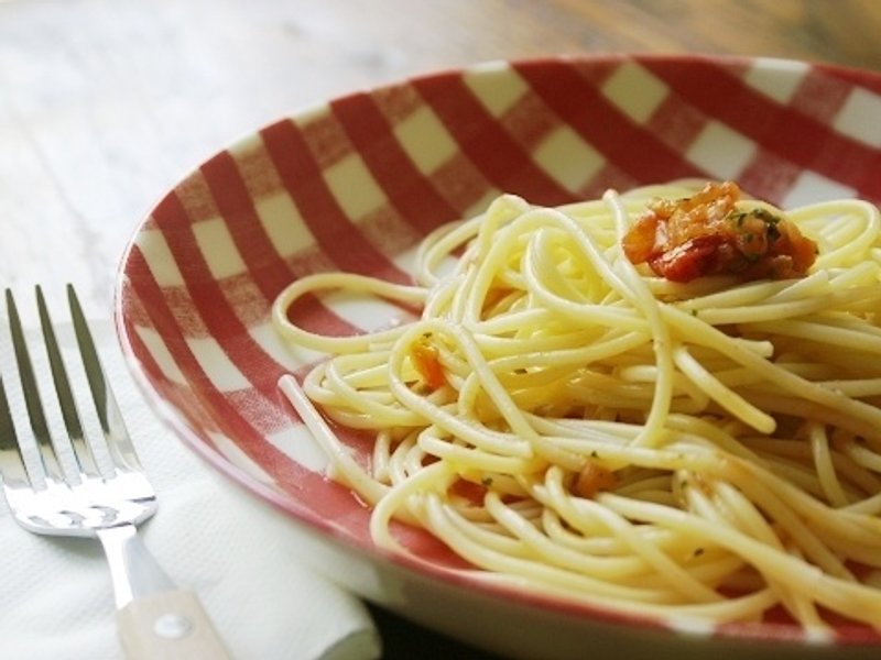 日本 IZAWA   CHECK 乡村风红格 curry&pasta深盘  ＊已停产，最后一个 - 浅碟/小碟子 - 其他材质 红色