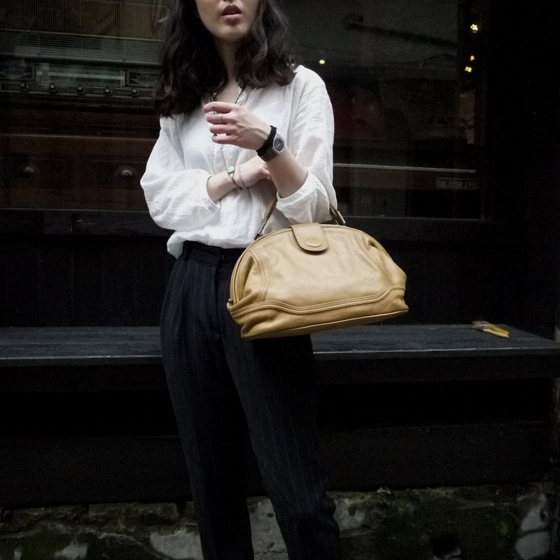 夕卡 Shika // Vintage bag 老件 HOOVER经典医生包 {A2-053} - 侧背包/斜挎包 - 其他材质 卡其色