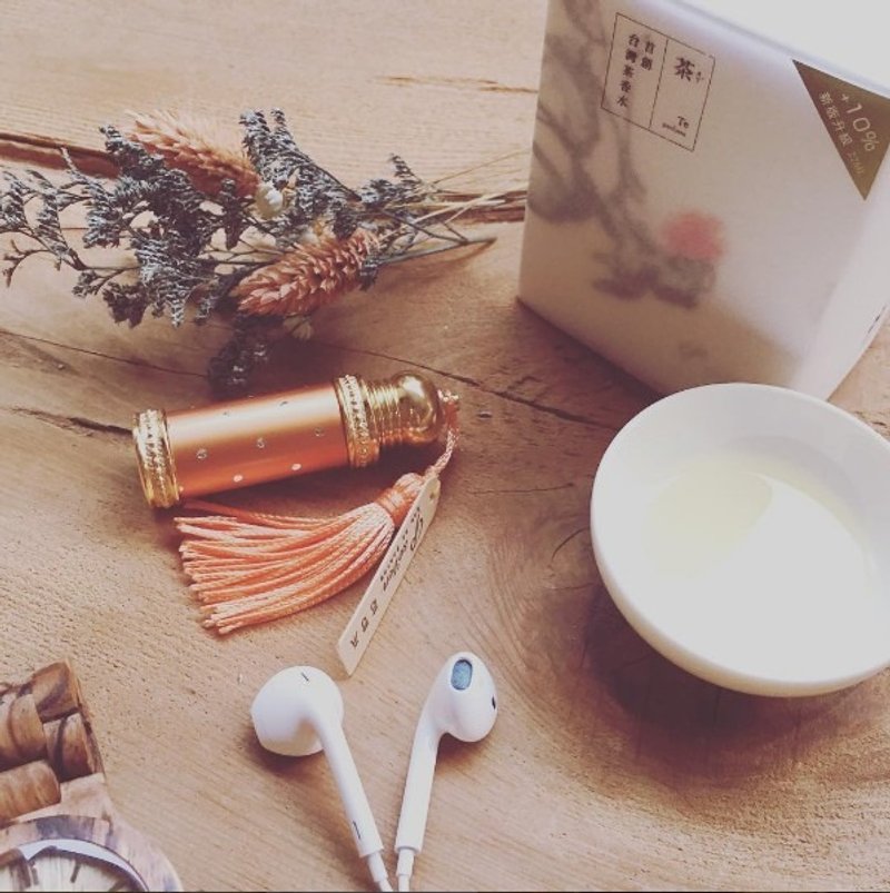 P.Seven 茗香水_5ml古典随身版小香 - 暖橘 - 香薰/精油/线香 - 玻璃 橘色