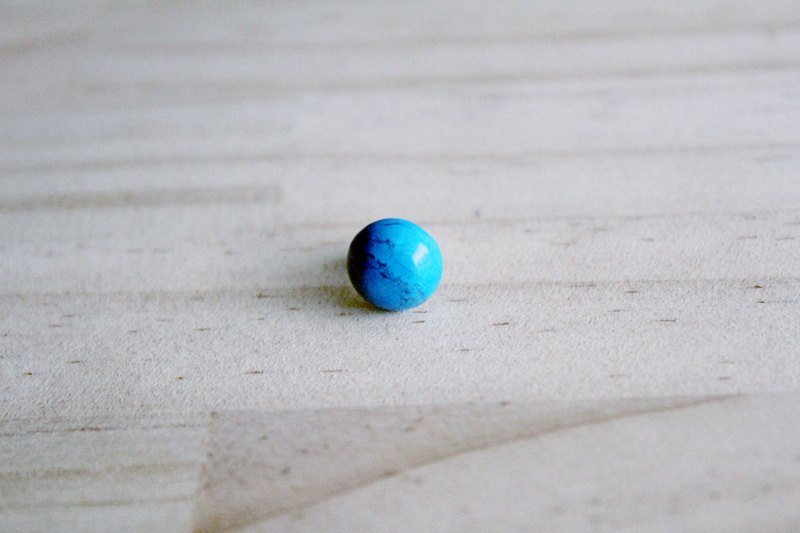 Geometric earrings ▴ ● ■ 白纹石染色圆形不锈钢单边耳针款 - 耳环/耳夹 - 宝石 蓝色