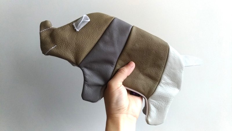 +zoom- 犀牛造型笔袋(置物袋)-牛皮-拼色 - 铅笔盒/笔袋 - 真皮 多色