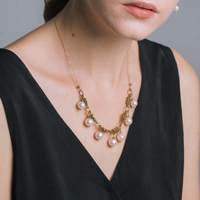 ::绽放自己的幸福:: 淡水珍珠 黄铜项链 - 项链 - 宝石 金色