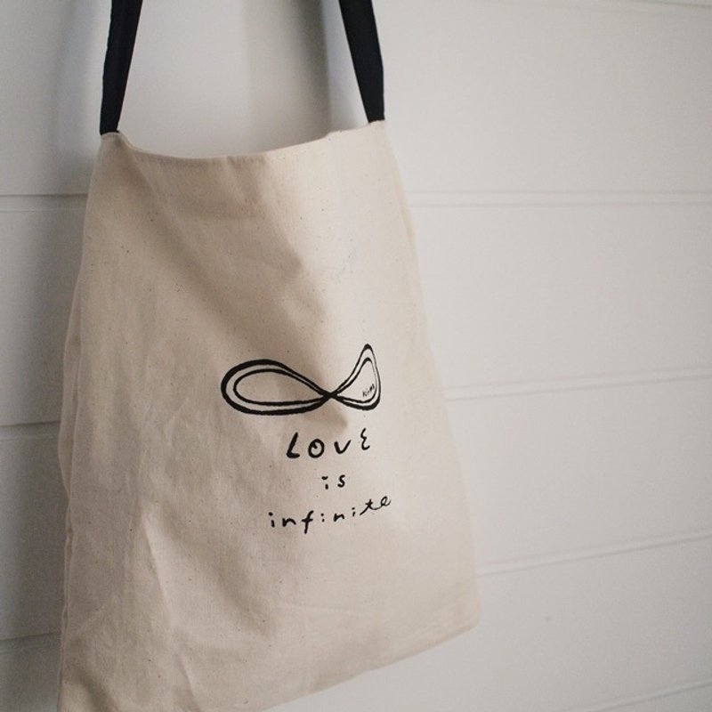 Jing Yi Wang订制。8周年蝴蝶结纪念包+收纳包+手机袋 - 侧背包/斜挎包 - 其他材质 白色