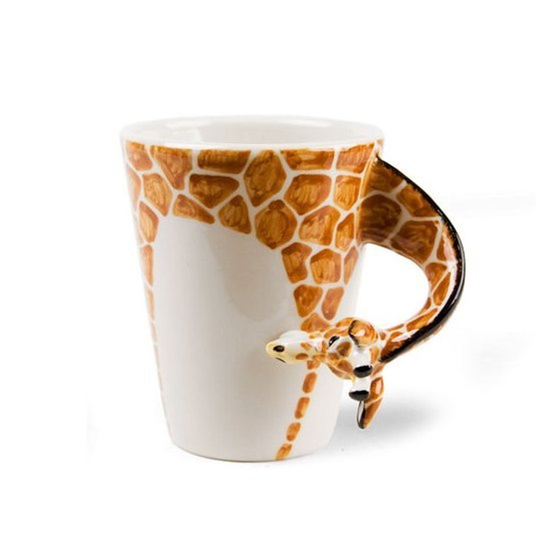 【可刻字的动物马克杯】Blue Witch英国手绘杯 长颈鹿 立体刻字陶瓷马克杯 - 酒杯/酒器 - 其他材质 咖啡色
