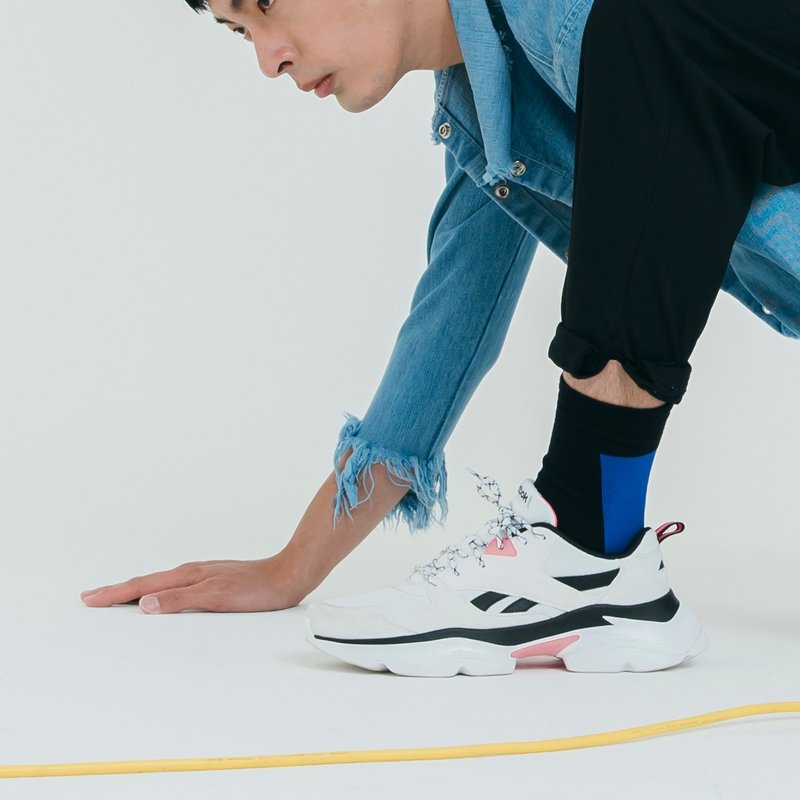 煽动者 X YUAN LEE /BLUE LUMP 中性袜子 - 袜子 - 棉．麻 蓝色