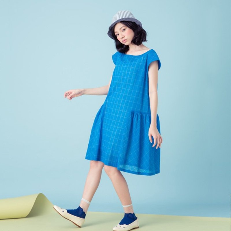 许许儿♪午后跳格子约会洋装-蓝莓泡芙 - 洋装/连衣裙 - 其他材质 蓝色