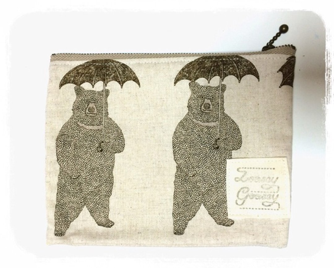 Umbrella and bear Petanko Porch: Beige - 化妆包/杂物包 - 棉 白色
