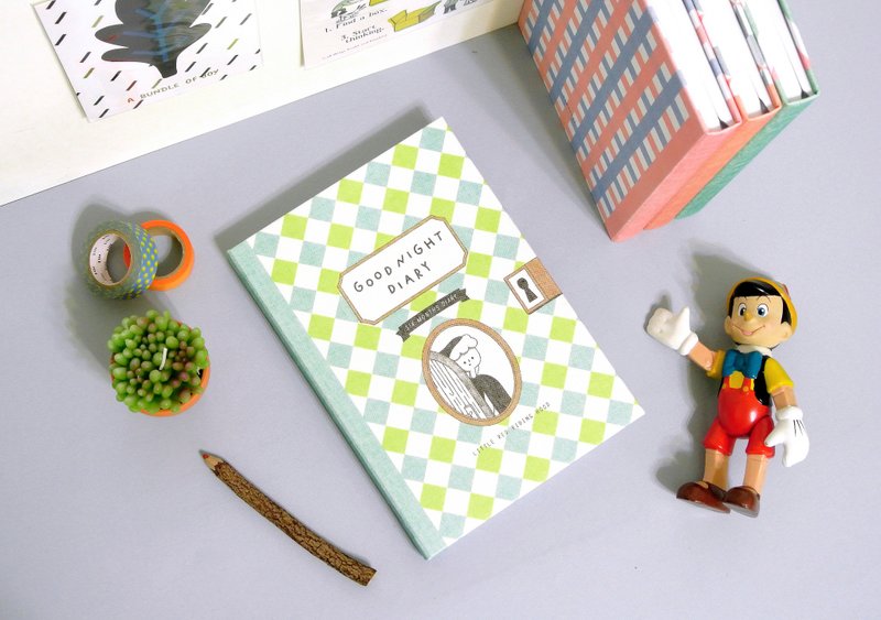 迪梦奇 - Good Night Diary 童话半年志 [小红帽＊菱形] - 笔记本/手帐 - 纸 多色