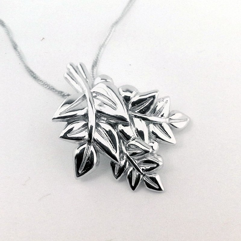 小叶浮雕吊坠 - S925纯银 - 藤花蔓果系列 - 项链 - 纯银 银色