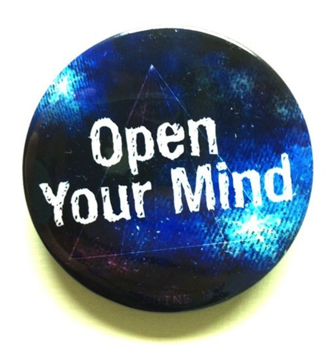 Shine.Mo大胸章-Open Your Mind - 胸针 - 其他金属 黑色