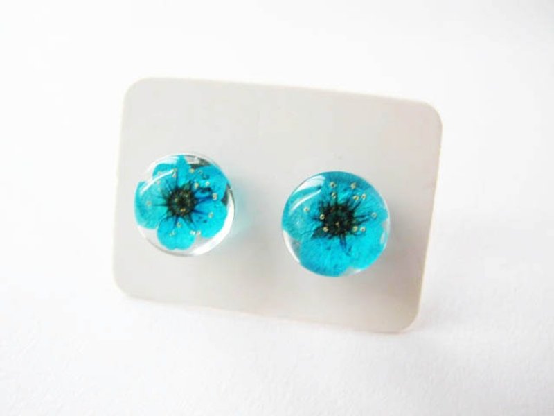 ＊Rosy Garden＊湖水蓝色小梅花干花耳环 - 耳环/耳夹 - 其他材质 绿色