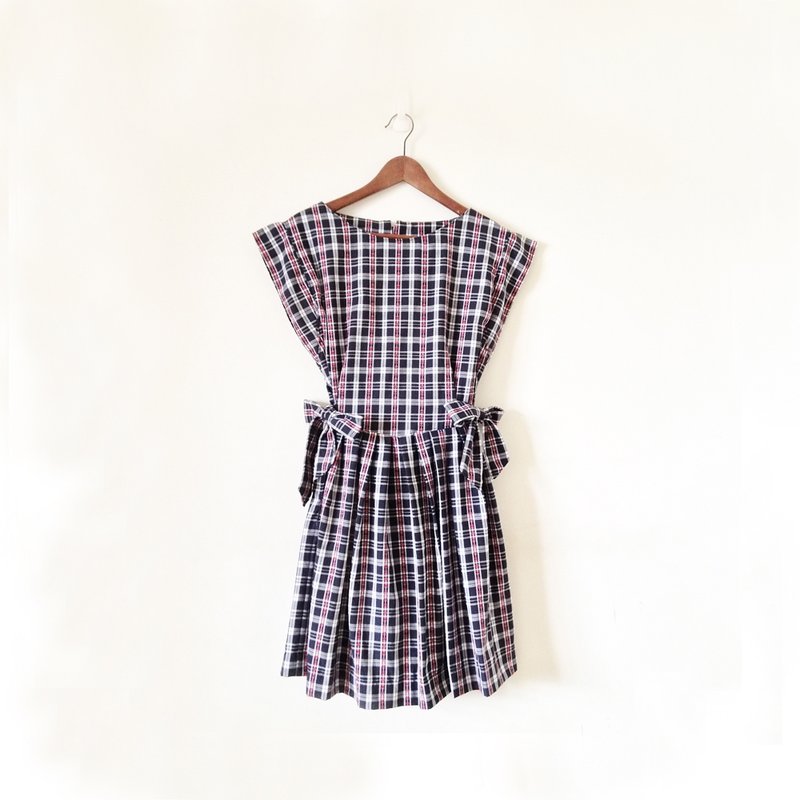 *巫蛊着* 英伦复刻复古洋装   黑白格纹红色小花 - 洋装/连衣裙 - 其他材质 黑色